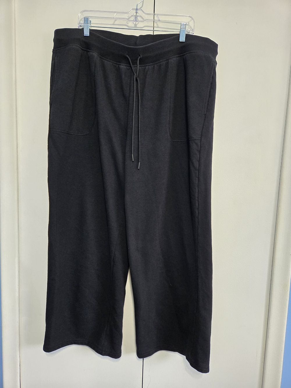 LIVI Lane Bryant 22/24 Black Wide Leg Sweatpants Drawstring Plus Size